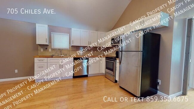 Building Photo - 705 Chiles Ave