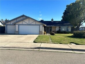 Building Photo - 3002 Beech Dr