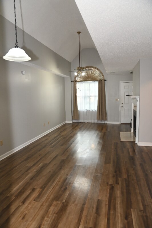 Foto del edificio - 1249 Magnolia Pl