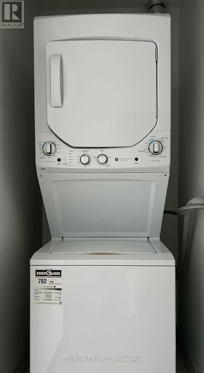 Photo du bâtiment - 285 Dufferin St