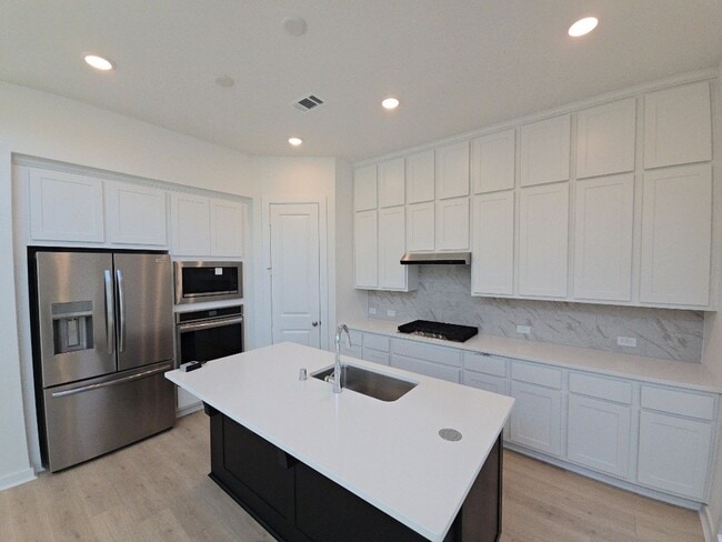 Building Photo - 16518 Amber Patina Ln