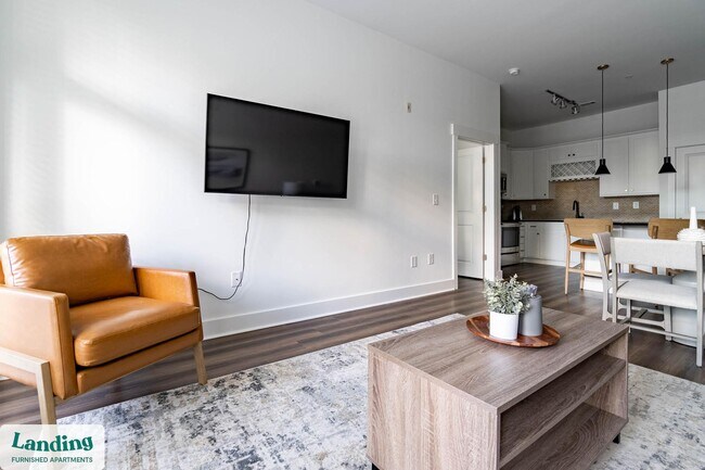 Foto del edificio - 2101 Lakeside Lofts Cir