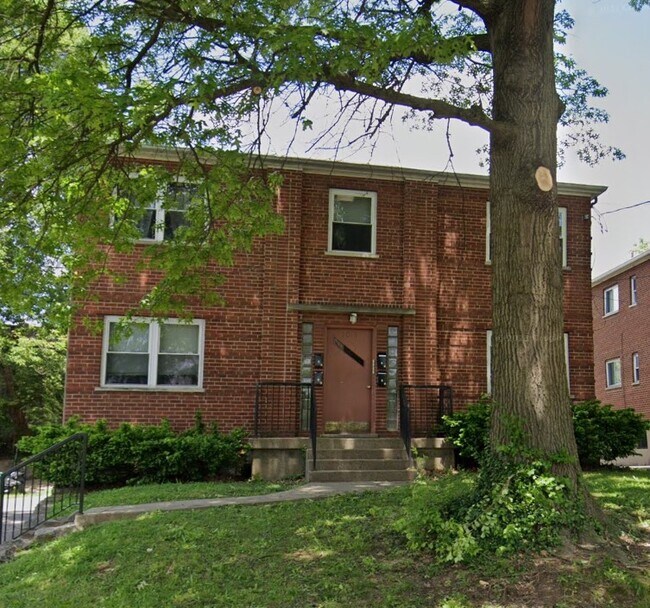 Foto del edificio - 3016 Parkview Ave