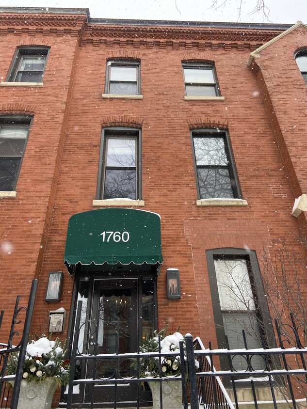 Primary Photo - 1760 N Wells St