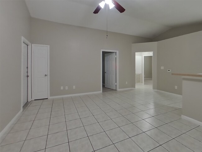 Building Photo - 3234 Kelling St
