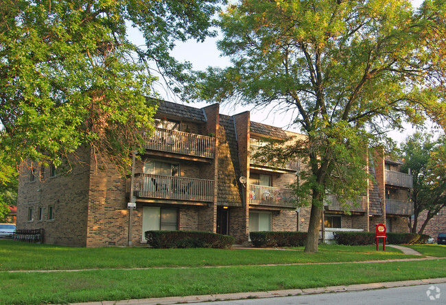 Olympia Fields Apartments