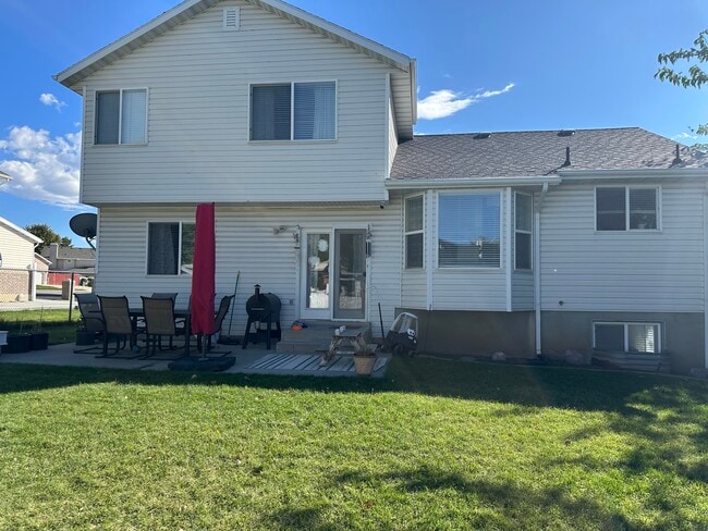 Building Photo - 2258 W 5700 S