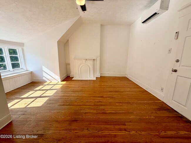Foto del edificio - 1466 St James Ct