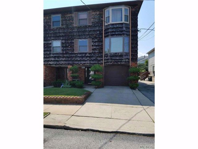Foto principal - 1572 209th St