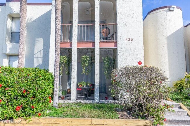 Building Photo - 3 br, 2 bath Condo - 532 Orange Dr 13 Unit 13