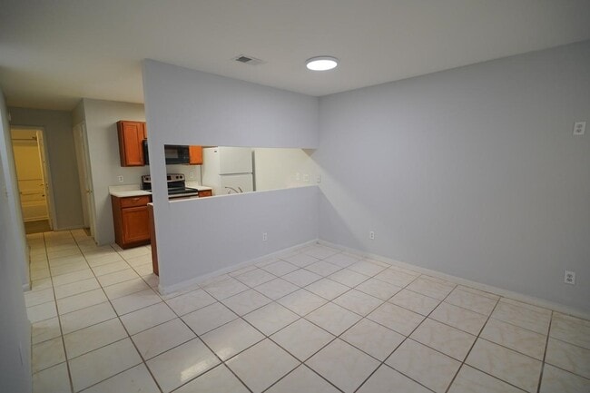 Building Photo - 2648 Tess Cir