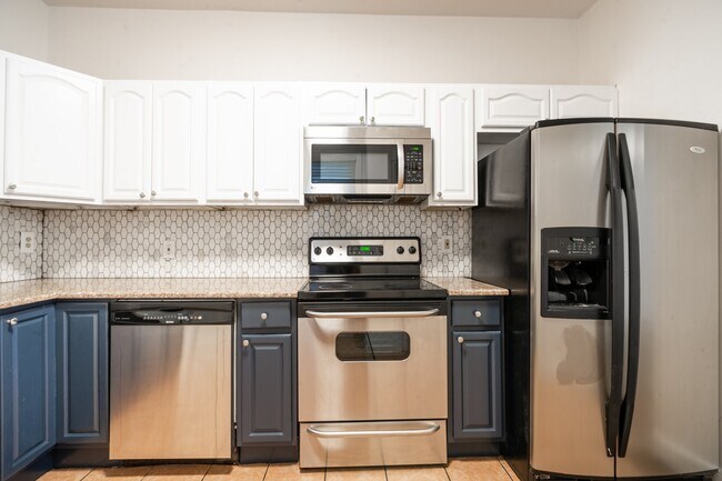 Photo - 1316 N Hollywood St (Philadelphia, PA) House