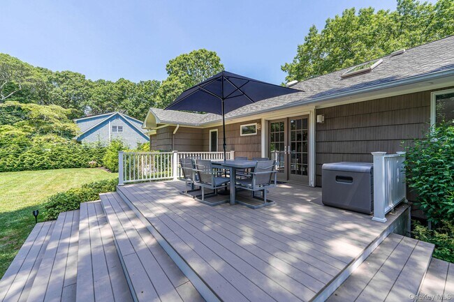 Foto del edificio - 410 Cedar Dr