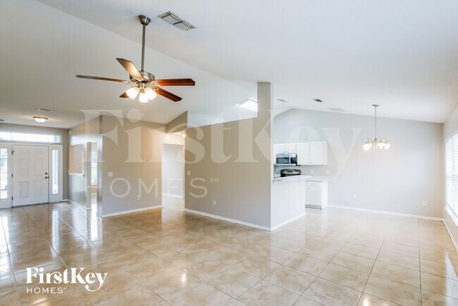 Foto del edificio - 3449 SW Princeton St