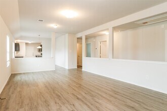 Building Photo - 2015 East Chunk Dr