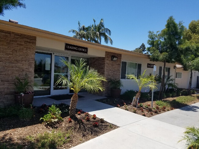 Building Photo - Meadowbrook