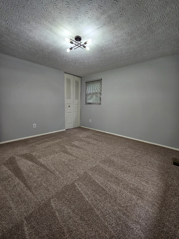 Building Photo - 4242 Hanover Dr