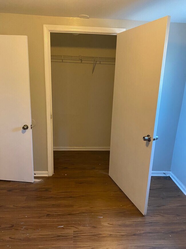 Building Photo - 17849 John Ave