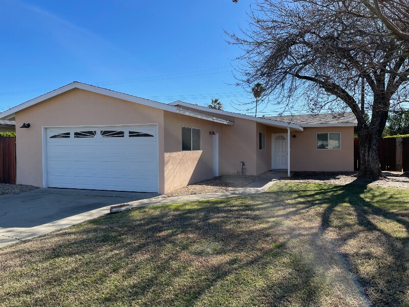 Primary Photo - 19391 Chaparral St