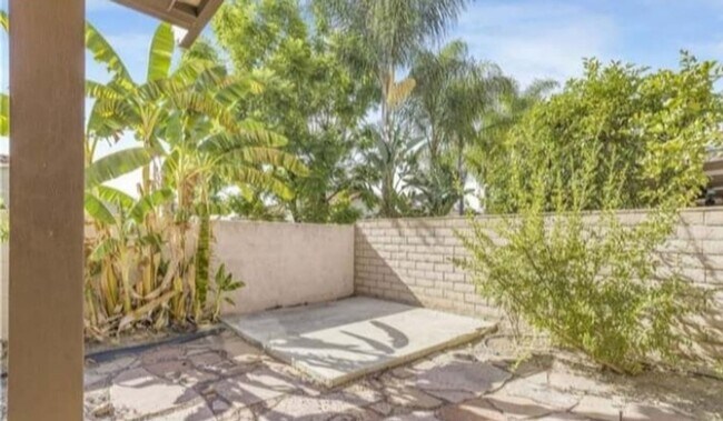 Foto del edificio - 1141 Vía Antibes