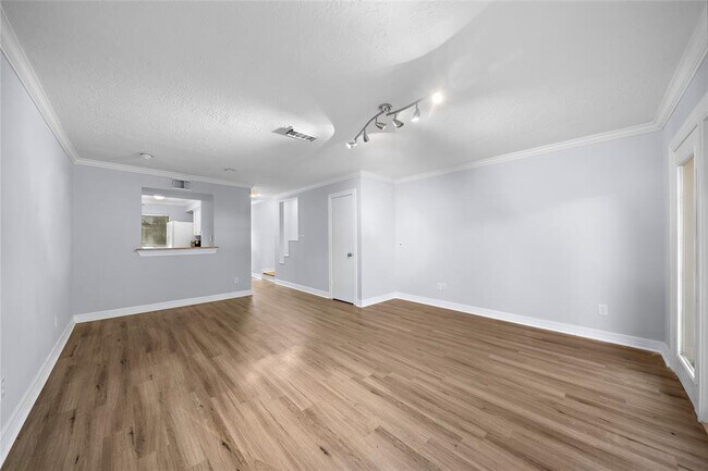 Building Photo - 2160 Winrock Blvd