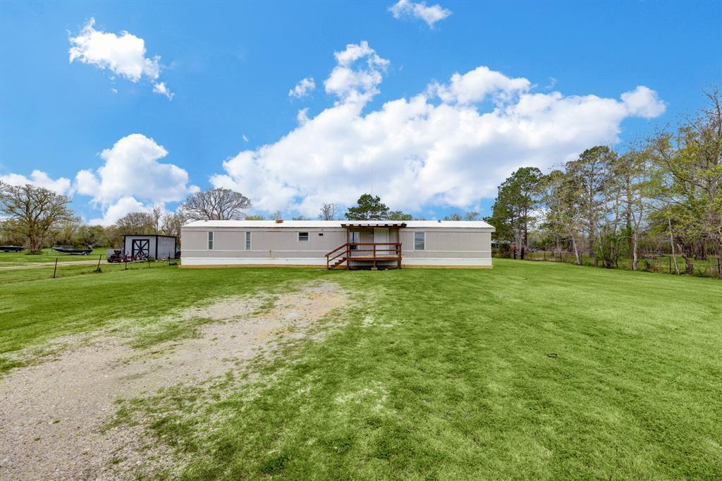 Foto principal - 8804 Baker St