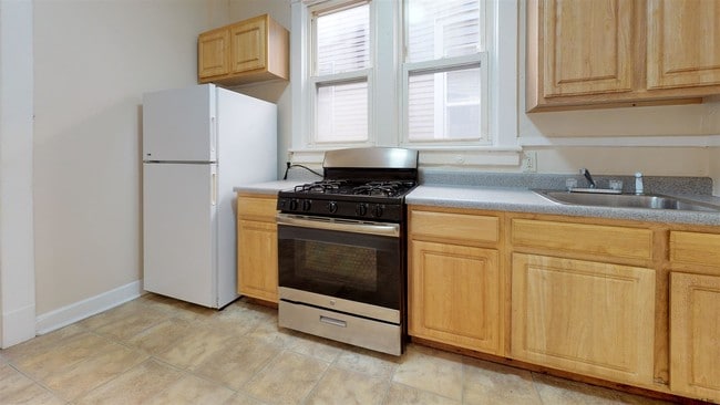 Building Photo - 448 Delaware Ave