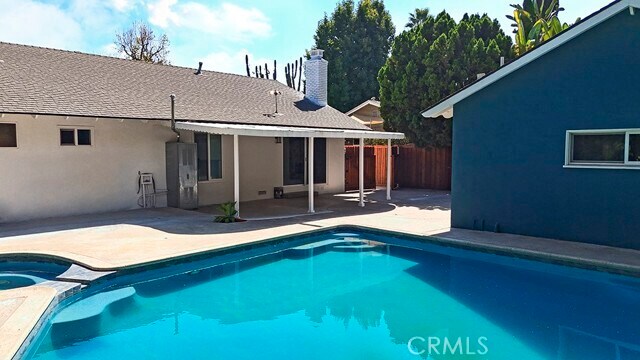 Foto del edificio - 2149 Victoria Dr