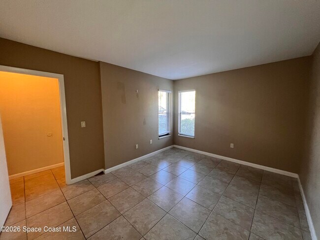 Foto del edificio - 1011 Clearmont St NE