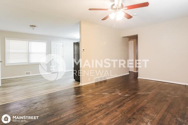 Building Photo - 7810 E 113th St, Kansas City, MO 64134