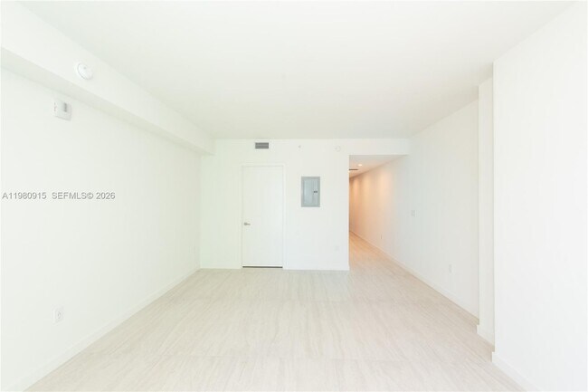 Foto del edificio - 77 SE 5th St