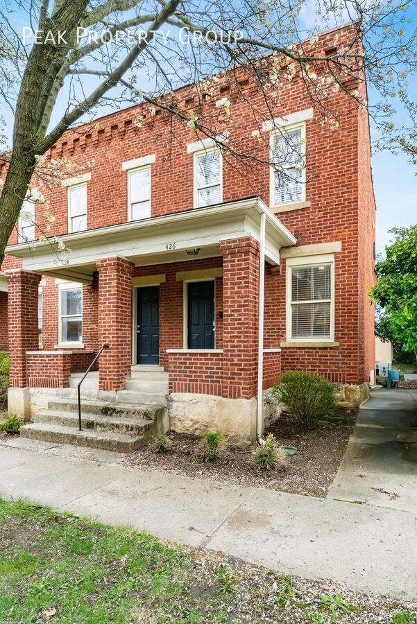 Building Photo - 426 E Mithoff St