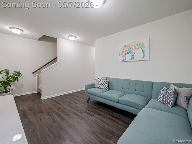 Foto del edificio - 8640 Quincy Dr