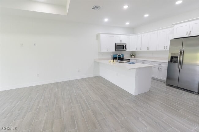 Foto del edificio - 871 Duplex St E
