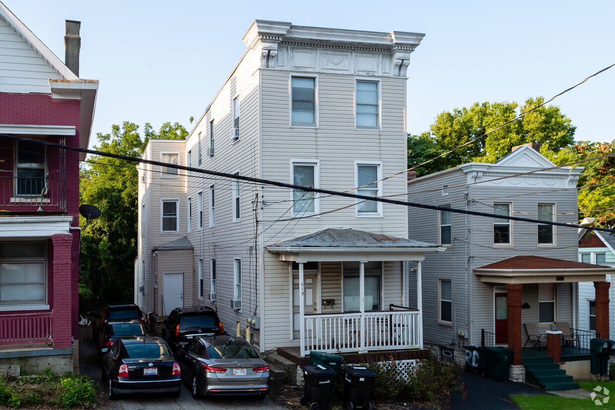 Foto principal - 619 Straight St