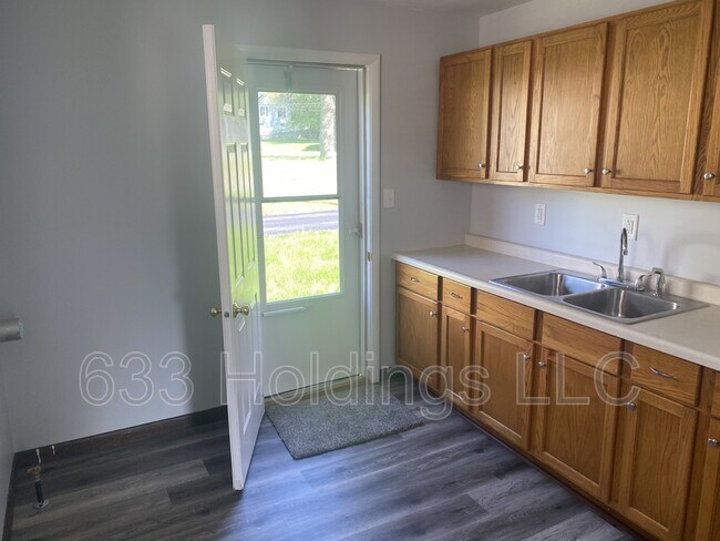 Foto del edificio - 139 Shadoway Dr
