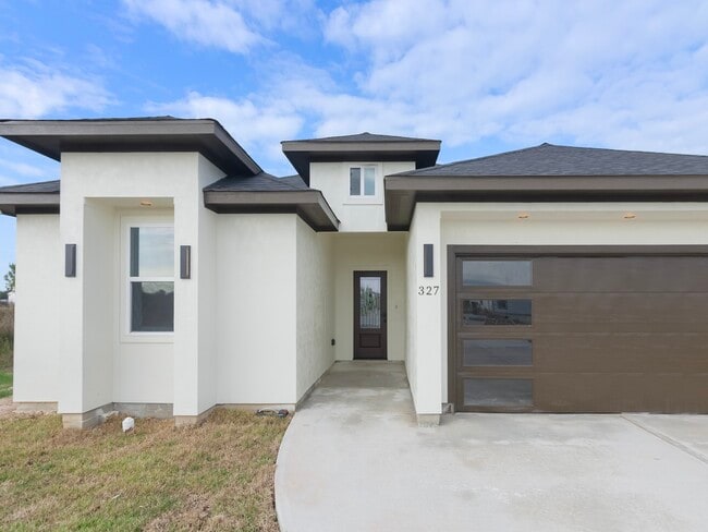 Building Photo - 327 Rd 5840