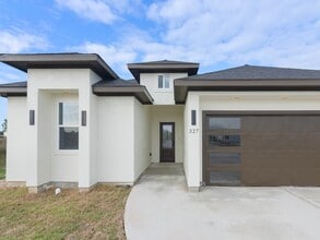 Building Photo - 327 Rd 5840