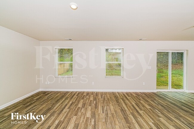 Building Photo - 40 Stevens Cv Dr