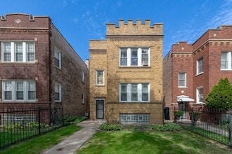 Building Photo - 1632 N Linder Ave