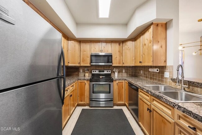 Foto del edificio - Fully Furnished Mountain Condo | Flexible Lease Terms | Garage Included | Fraser, CO