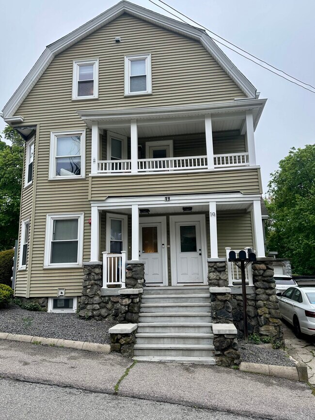 Foto del edificio - 21 Bellevue St