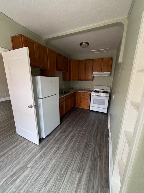 Foto del edificio - 1900 26th Ave