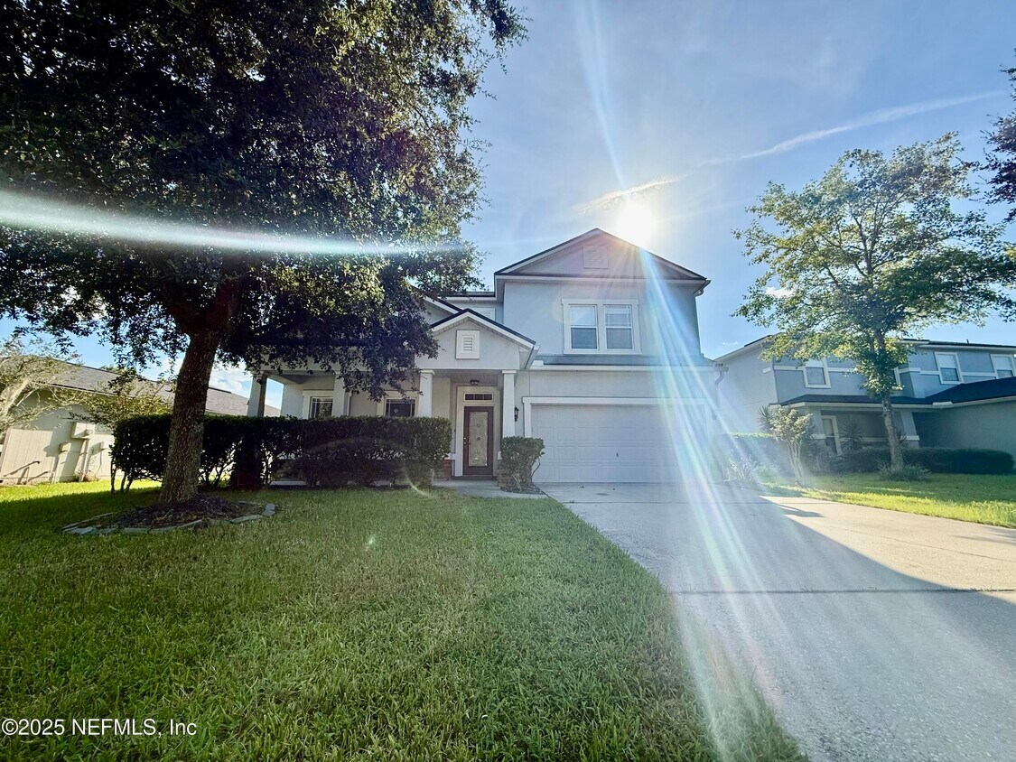 Primary Photo - 105 N Aberdeenshire Dr