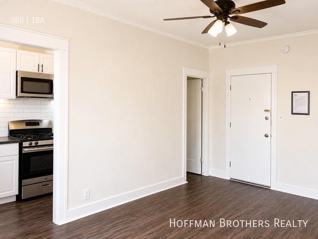 Building Photo - 563 Heliotrope Dr