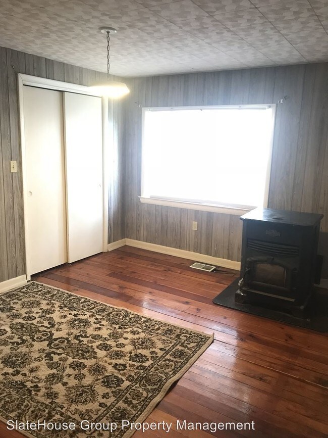 Foto del edificio - 604 Peters Rd