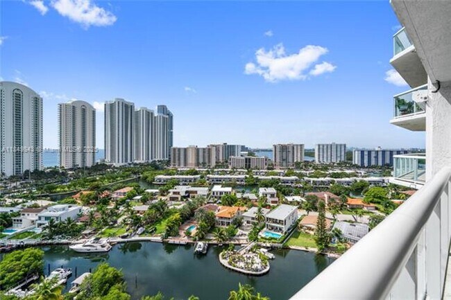 Foto del edificio - 16500 Collins Ave