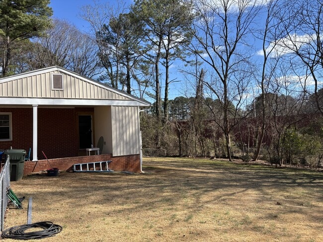 Building Photo - 1012 Powell Dr