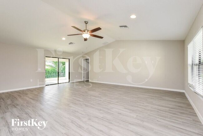 Foto del edificio - 9107 Frank Rd