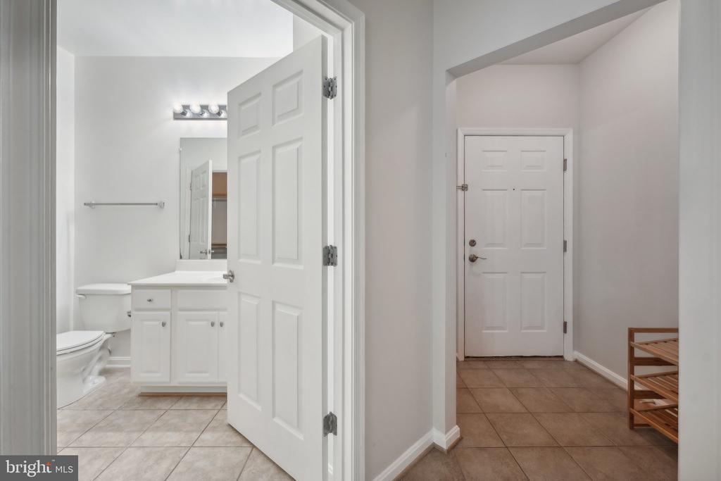 Foto principal - 21216 McFadden Square